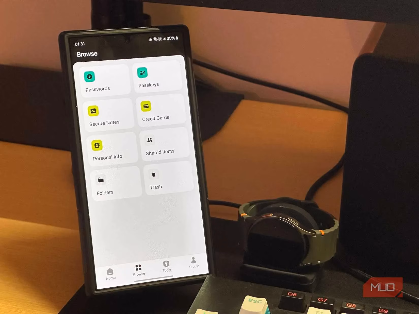 5-essential-apps-that-keep-me-safe-online-in-2026-image-1